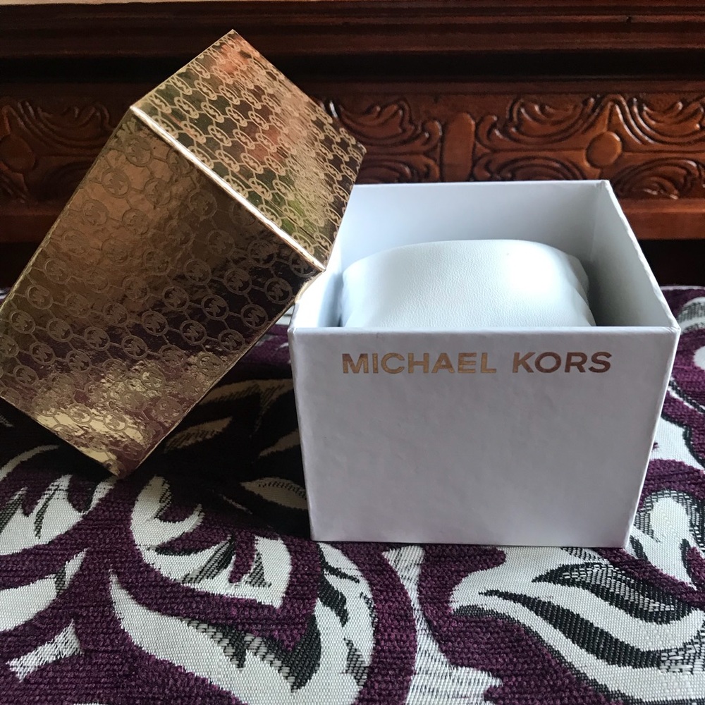 Michael Kors box